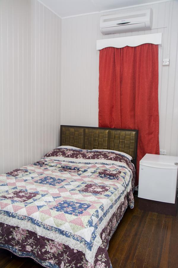 Windjammer International Cuisine & Comfort Inn Georgetown Chambre photo
